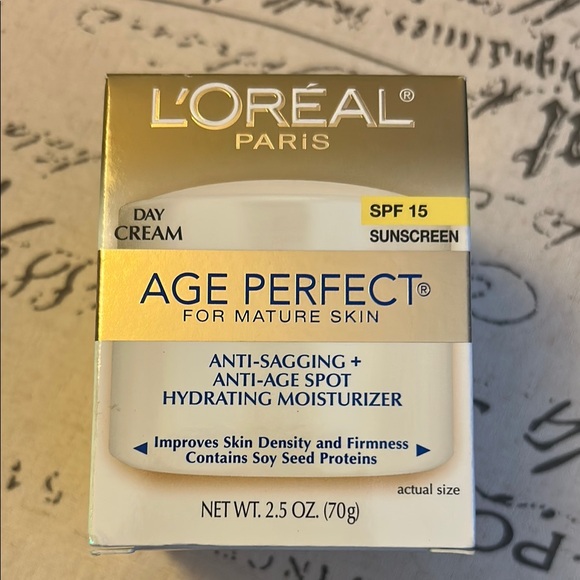 L'Oreal Age Perfect for Mature Skin Day Cream SPF 15 😊 💛 - Picture 1 of 6